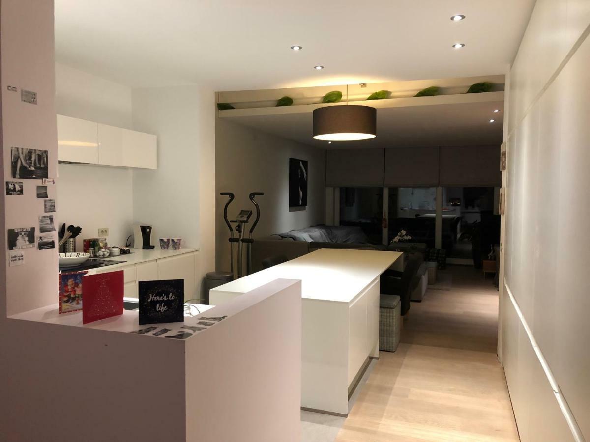 Home Bruges Cosy Comfort Modern Couple Privacy Walking Distance City Center Kitchen Terrace Garden Екстериор снимка