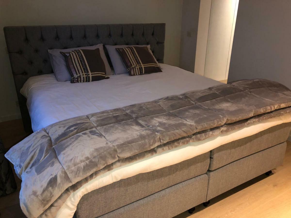 Home Bruges Cosy Comfort Modern Couple Privacy Walking Distance City Center Kitchen Terrace Garden Екстериор снимка